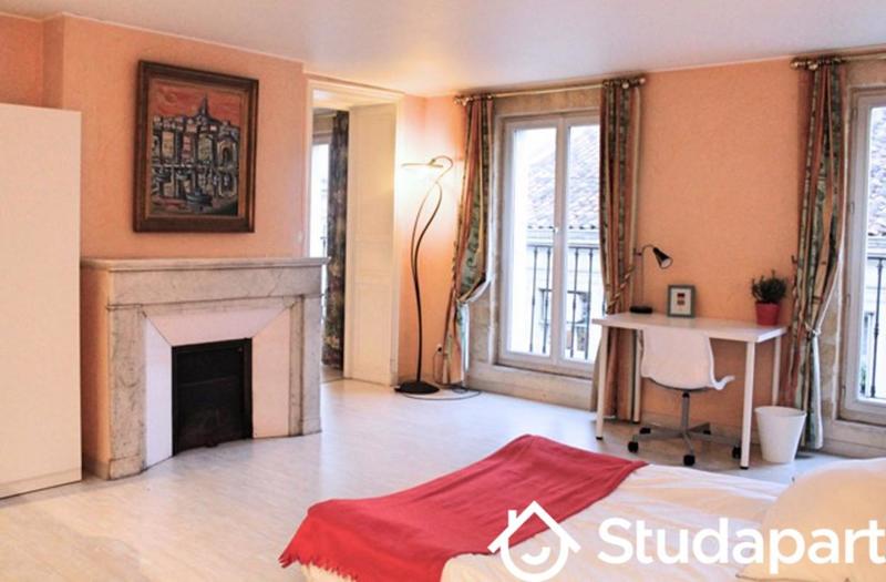 Chambre - 25 m² - 1 pièce