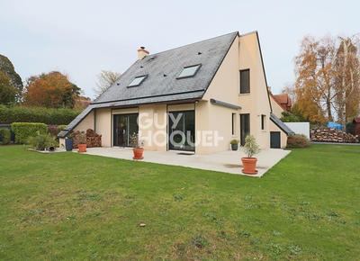 Maison - 140 m² - 5 pièces