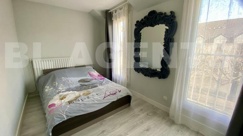 Maison de ville - 102 m² - 5 pièces