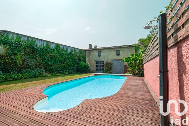 Maison de ville - 260 m² - 10 pièces