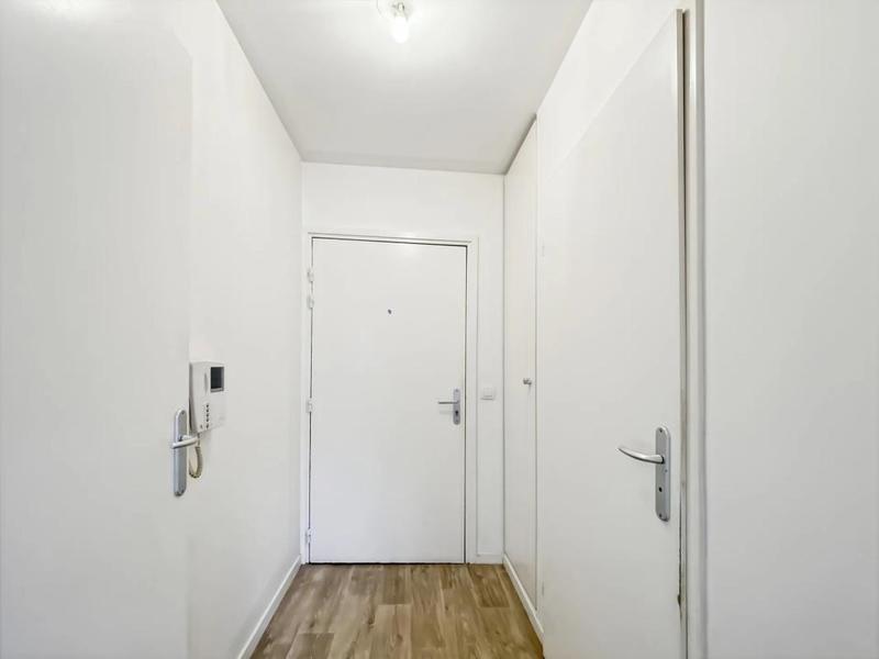 Studio - 24 m² - 1 pièce