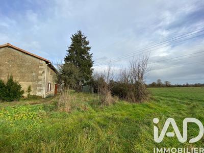 Maison - 230 m² - 7 pièces