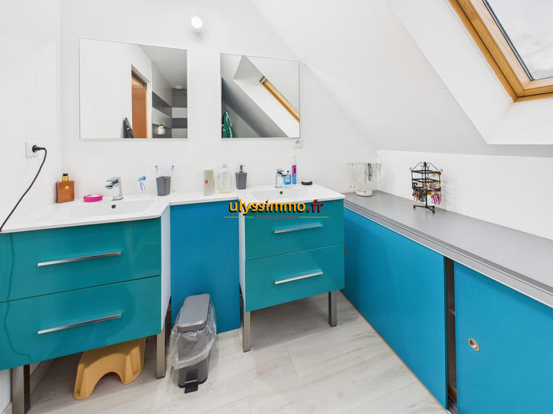 Maison - 130 m² - 6 pièces