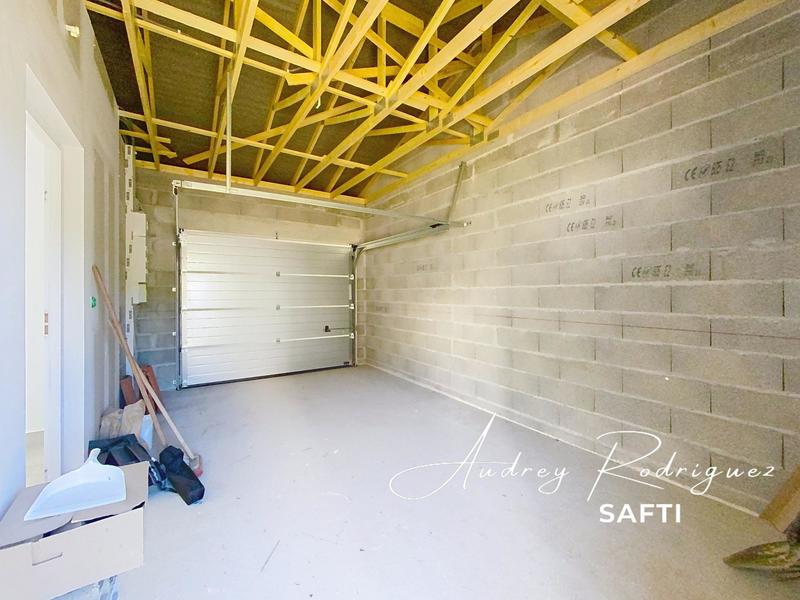 Maison - 98 m² - 4 pièces