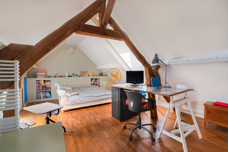 Maison - 167 m² - 6 pièces