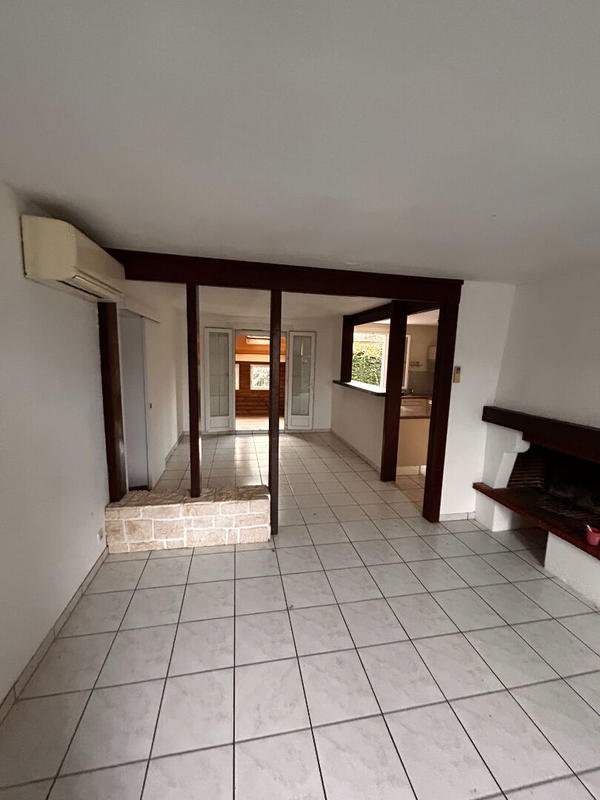 Maison - 137 m² - 6 pièces