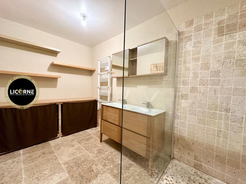 Appartement - 93 m² - 4 pièces