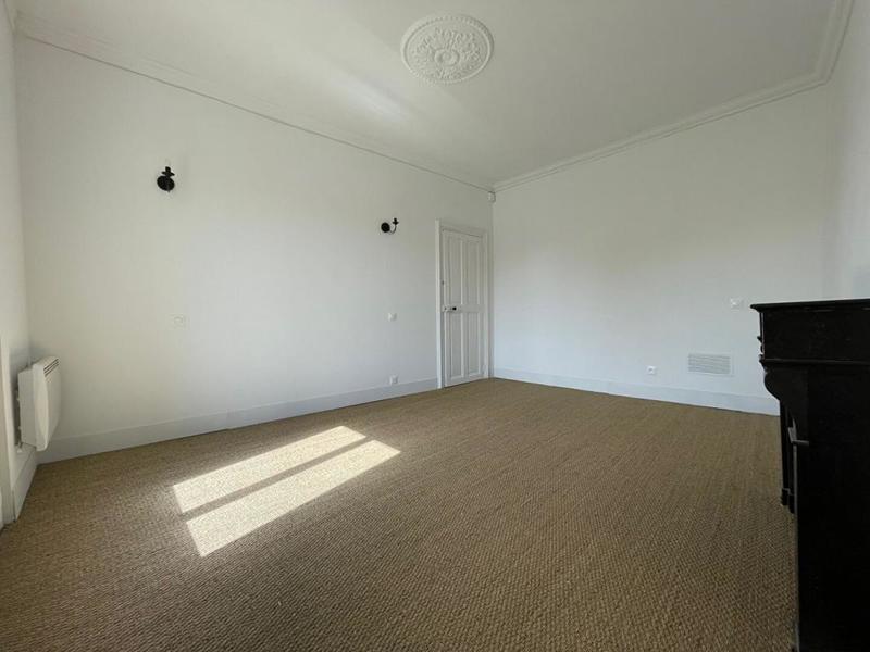 Appartement - 108 m² - 4 pièces