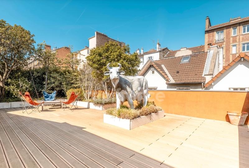 Maison - 262 m² - 8 pièces