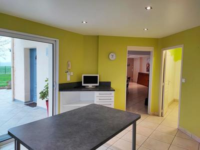 Maison - 181 m² - 8 pièces