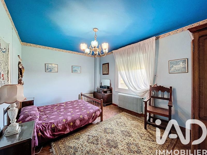 Maison - 613 m² - 18 pièces