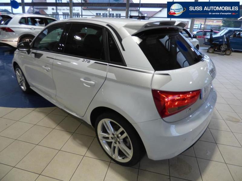 Audi A1 sportback 1.6 Tdi 90 Ch Ambition s tronic
