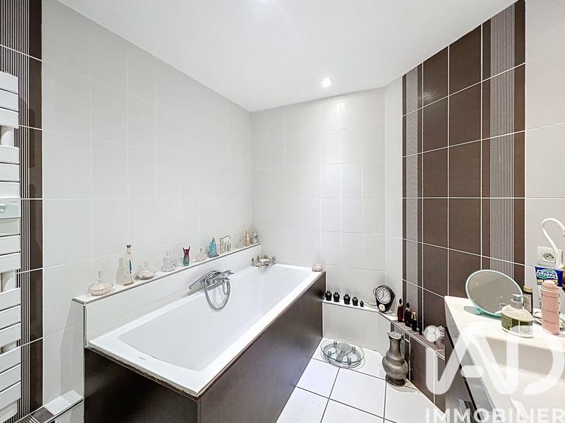 Appartement - 150 m² - 7 pièces