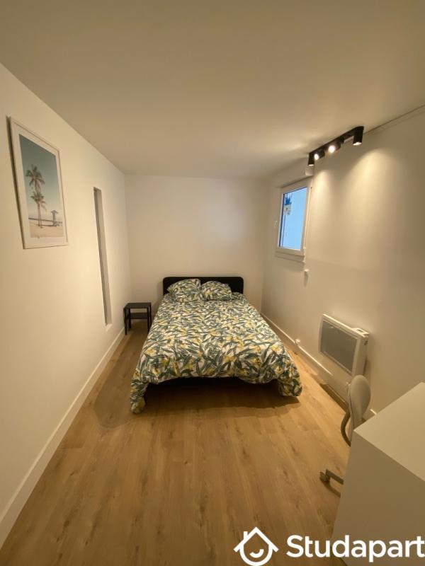 Chambre - 11 m² - 1 pièce