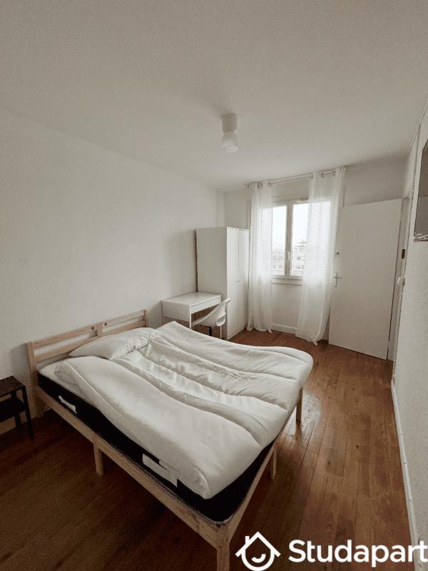 Chambre - 10 m² - 1 pièce