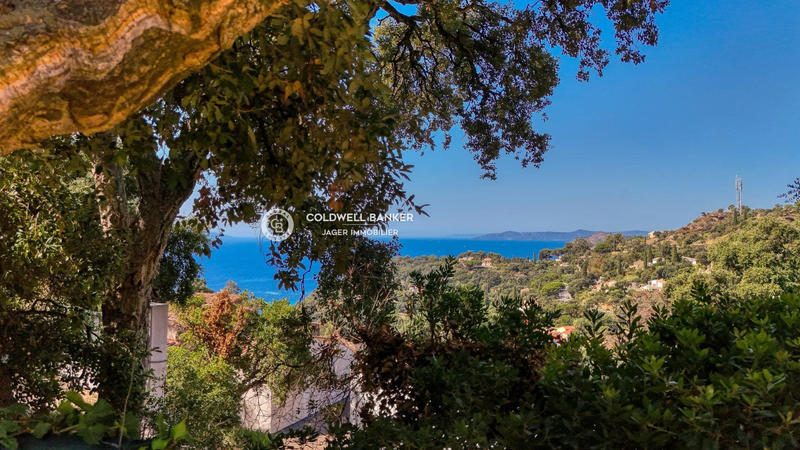 Villa - 200 m² - 6 pièces