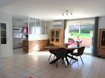 Maison - 150 m² - 7 pièces