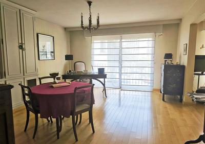 Appartement - 99 m² - 4 pièces