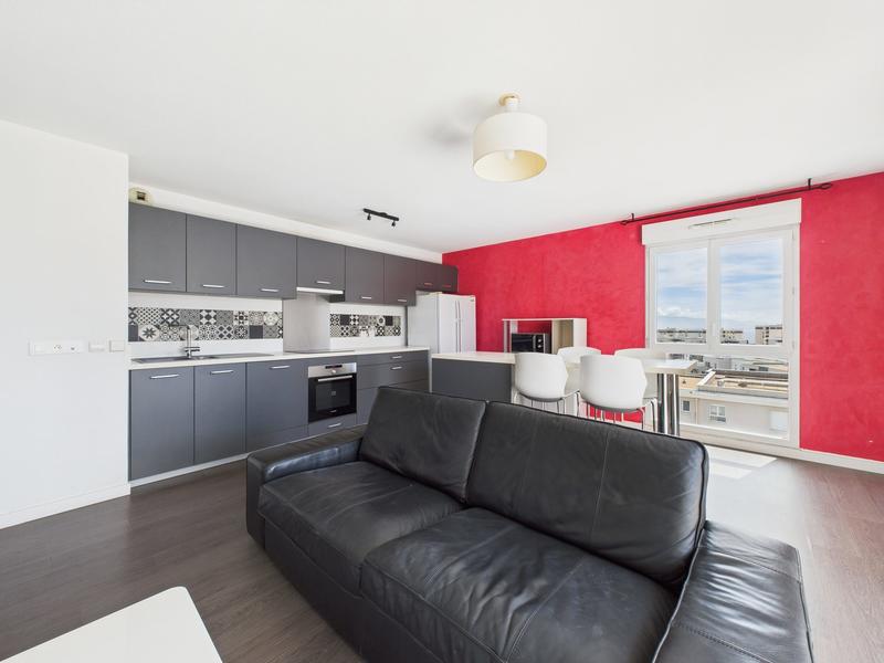 Appartement - 85 m² - 4 pièces