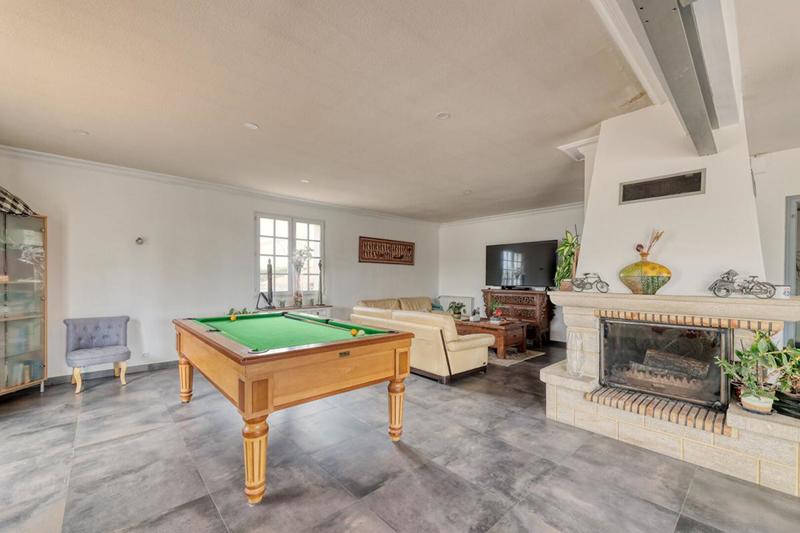 Maison - 166 m² - 6 pièces