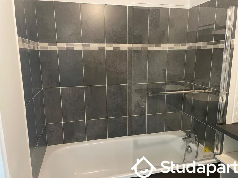 Chambre - 9 m² - 1 pièce