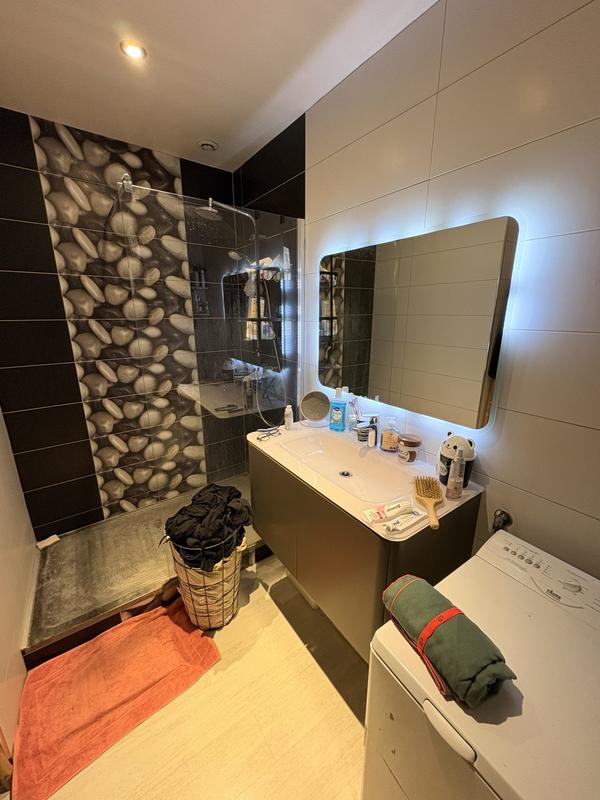 Appartement - 82 m² - 3 pièces