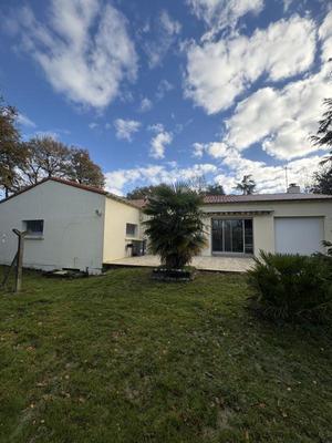 Maison - 213 m² - 5 pièces