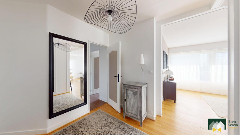 Appartement - 81 m² - 3 pièces