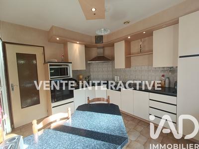 Maison - 146 m² - 6 pièces