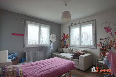 Maison - 171 m² - 8 pièces