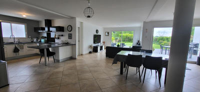 Maison - 153 m² - 6 pièces