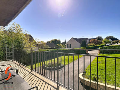 Maison - 122 m² - 6 pièces