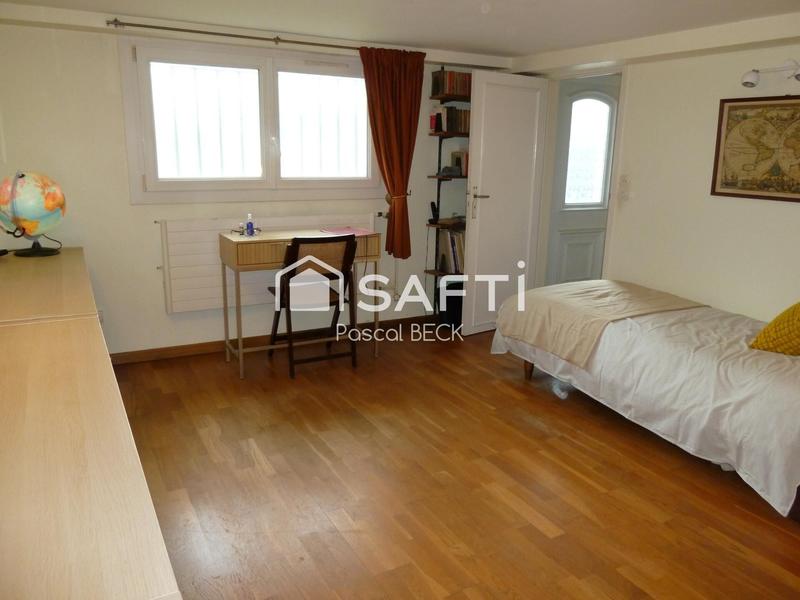 Maison - 112 m² - 7 pièces