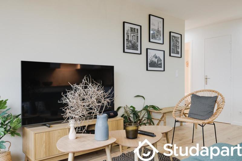 Chambre - 9 m² - 1 pièce