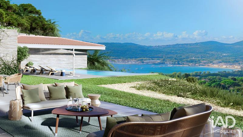 Maison - 426 m² - 7 pièces