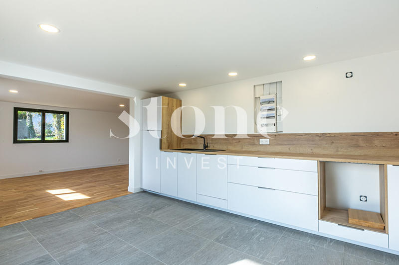 Appartement - 86 m² - 2 pièces