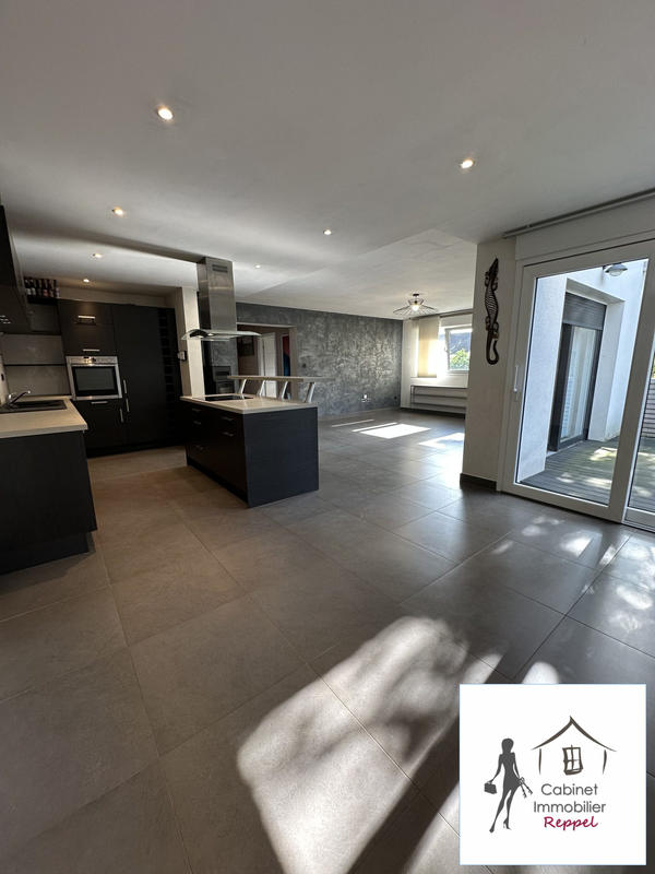 Maison - 141 m² - 5 pièces