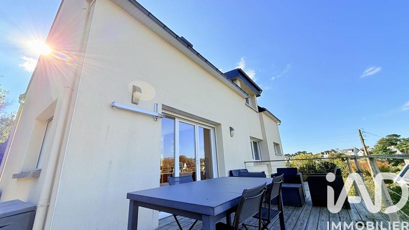 Maison - 215 m² - 7 pièces