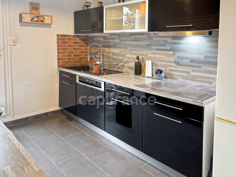 Maison - 118 m² - 6 pièces