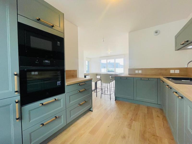 Appartement - 107 m² - 5 pièces