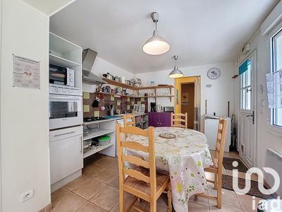 Maison - 170 m² - 9 pièces