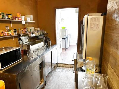 Maison - 180 m² - 6 pièces