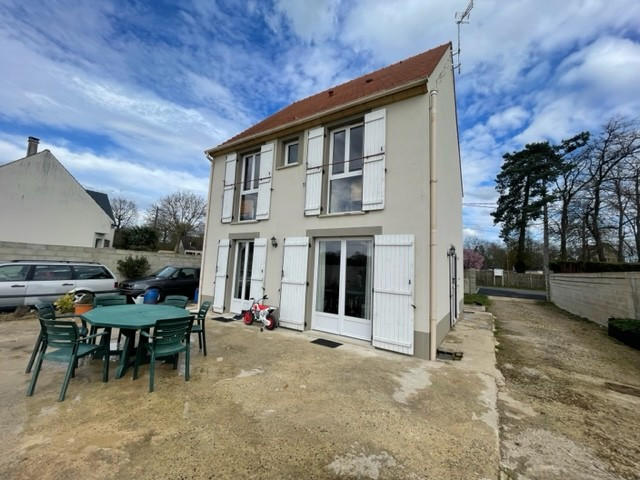 Maison - 101 m² - 6 pièces