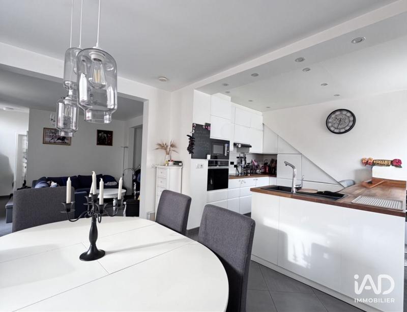 Maison - 117 m² - 6 pièces