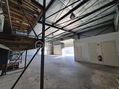 Immeuble - 820 m² - 18 pièces