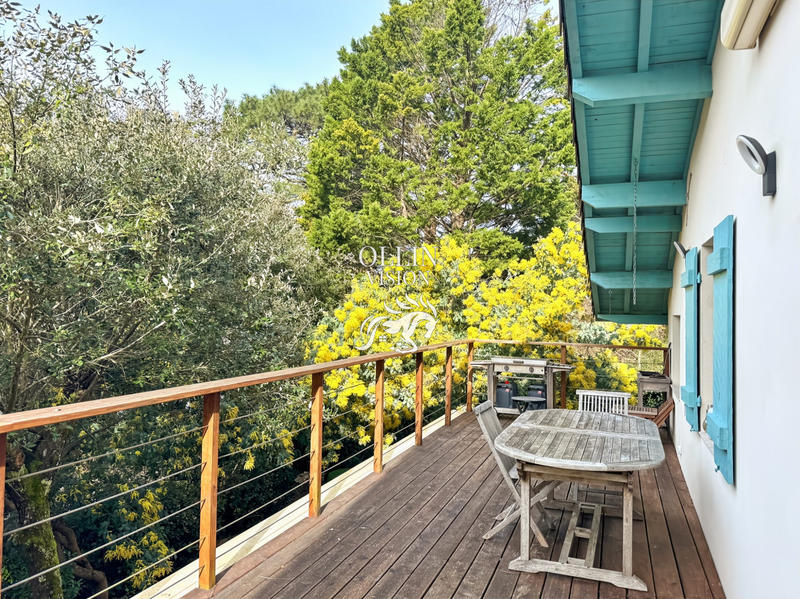 Villa - 192 m² - 7 pièces