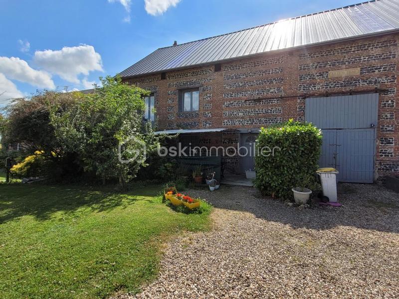 Maison - 305 m² - 13 pièces