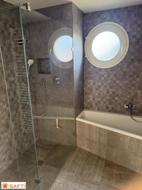 Appartement - 85 m² - 3 pièces