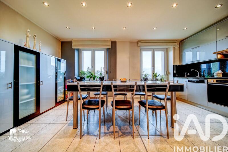 Maison - 110 m² - 6 pièces