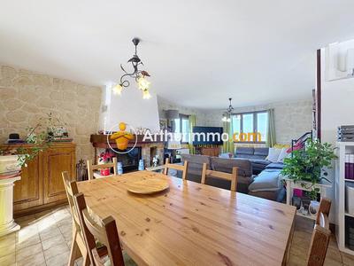 Maison - 150 m² - 5 pièces